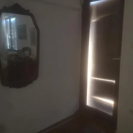 Double With Shared Bathroom * Split